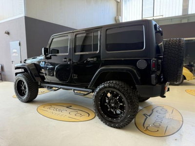 Jeep Wrangler Unlimited 3.6 V6 Sahara Auto (4)