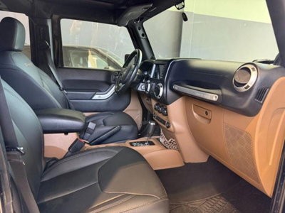 Jeep Wrangler Unlimited 3.6 V6 Sahara Auto (6)