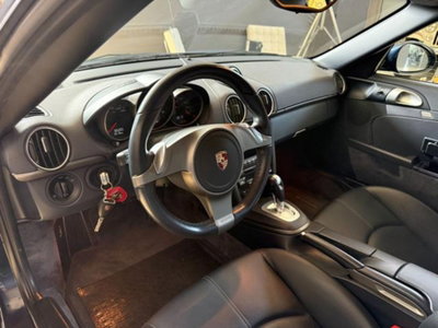 Porsche Cayman 2.9 (9)