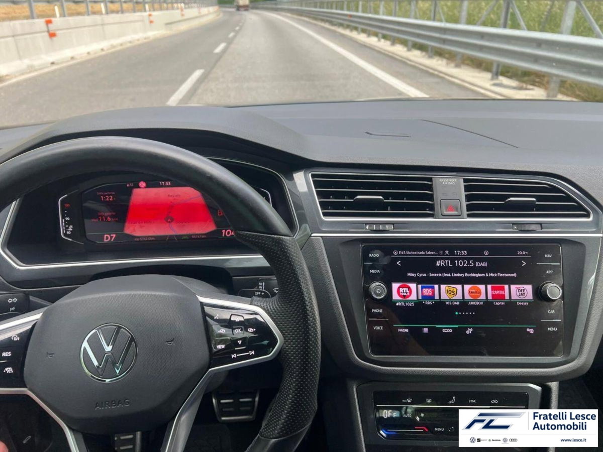 Volkswagen Tiguan 2.0 TDI 150 CV SCR DSG 4MOTION R-Line (7)