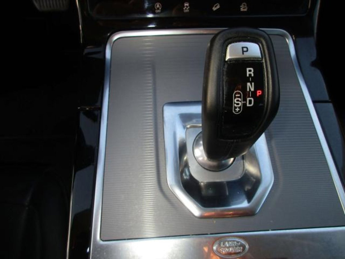 Land Rover Range Rover Evoque 2.0D I4-L.Flw 150 CV AWD Auto SE (13)
