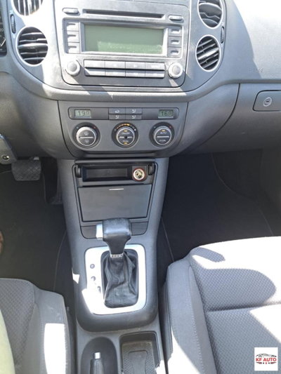 Volkswagen Golf Plus 2.0 16V TDI DSG Sportline (18)
