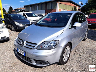 Volkswagen Golf Plus 2.0 16V TDI DSG Sportline (5)