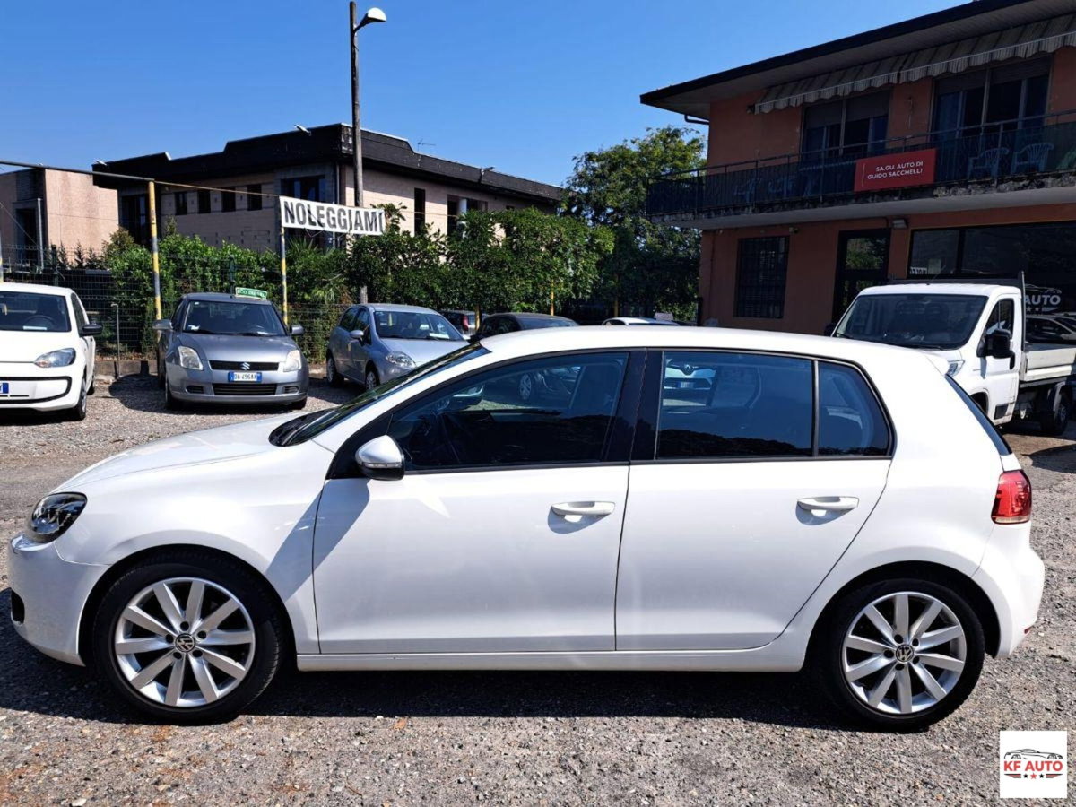 Volkswagen Golf 1.6 TDI DPF 5p. Highline (13)