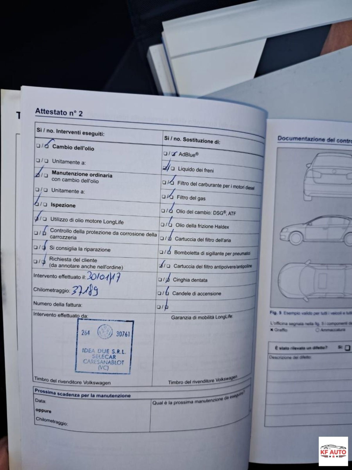Volkswagen Golf 1.6 TDI DPF 5p. Highline (17)