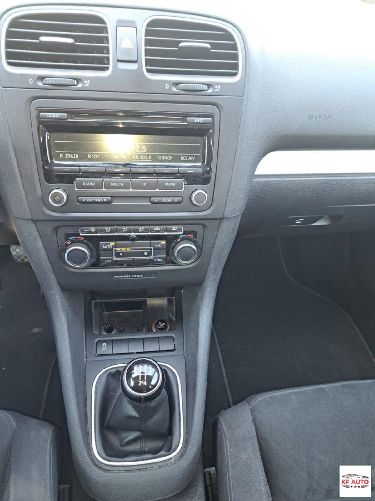 Volkswagen Golf 1.6 TDI DPF 5p. Highline (20)