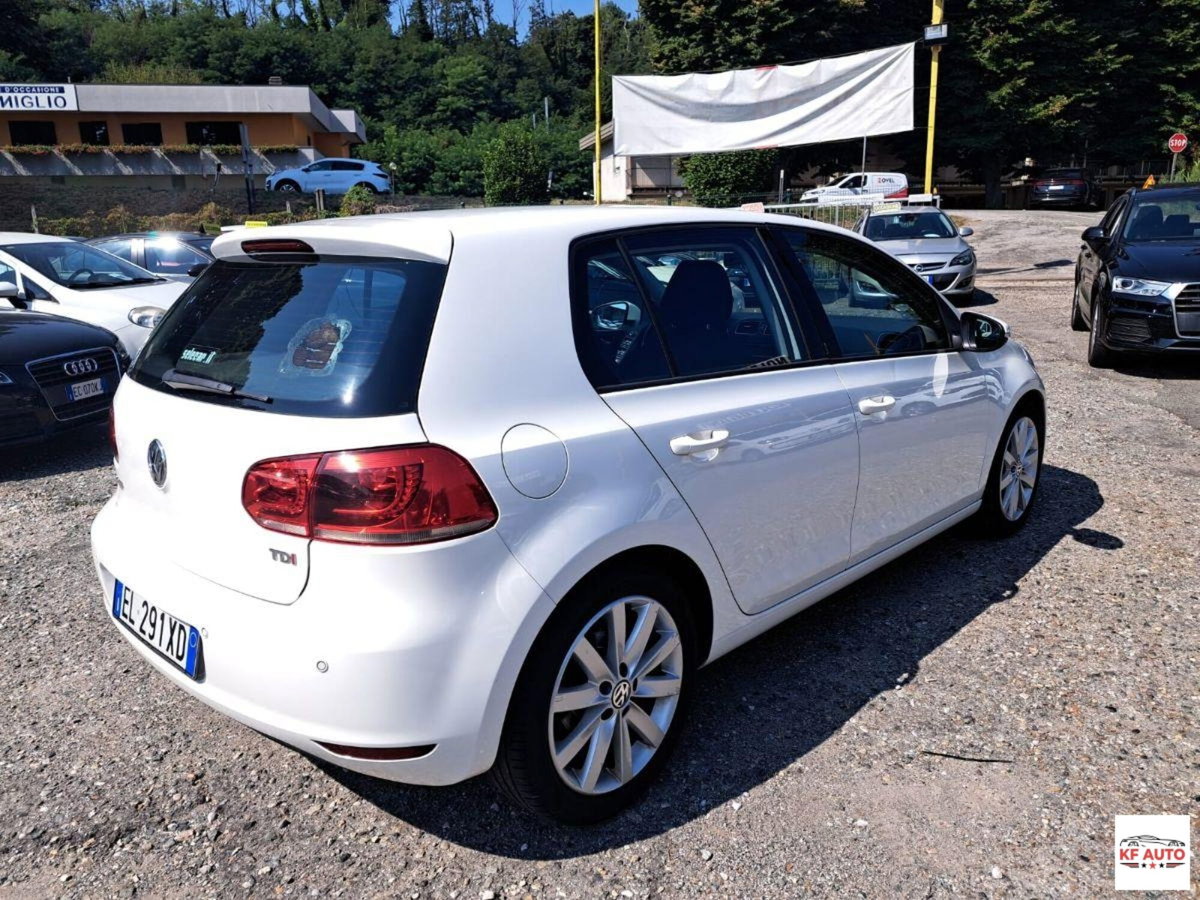 Volkswagen Golf 1.6 TDI DPF 5p. Highline (7)