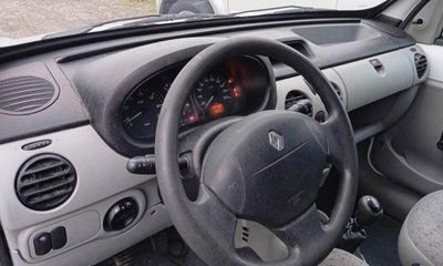 Renault Kangoo 1.5 dCi 115CV Van (5)
