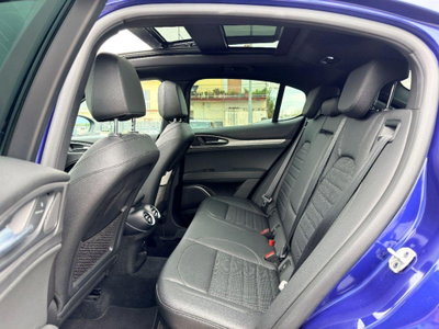 Alfa Romeo Stelvio 2.2 t Sprint Q4 210cv auto (13)