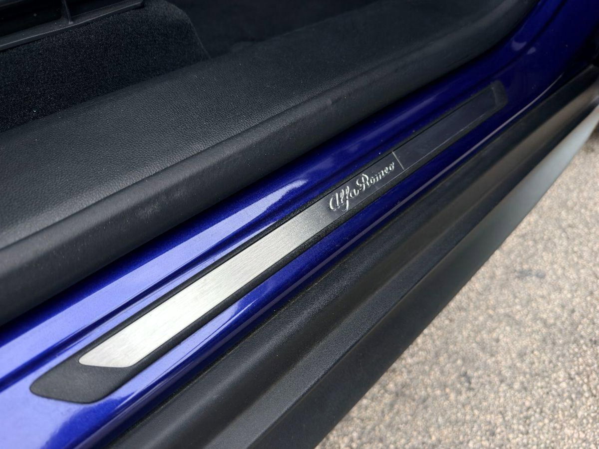 Alfa Romeo Stelvio 2.2 t Sprint Q4 210cv auto (19)