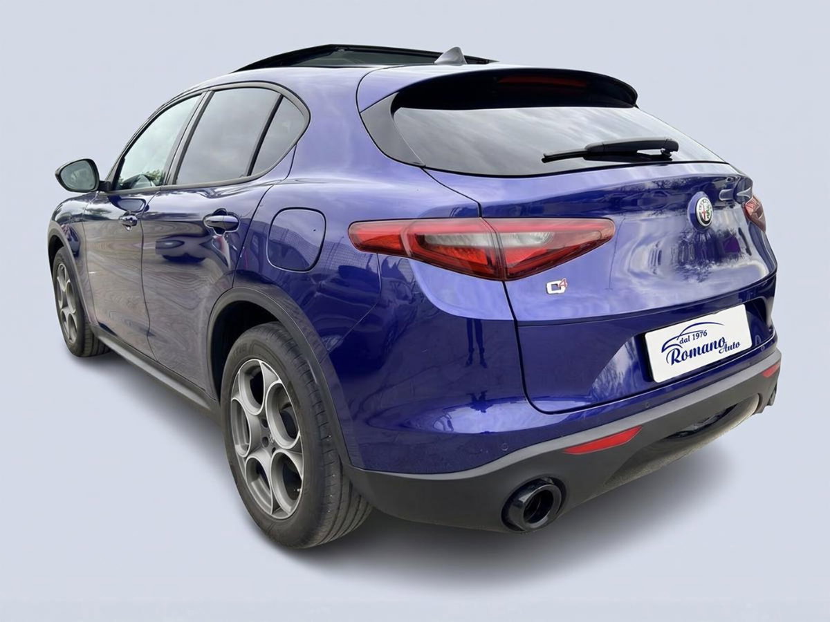 Alfa Romeo Stelvio 2.2 t Sprint Q4 210cv auto (5)