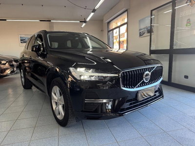 Volvo XC60 B4 automatico Core (3)