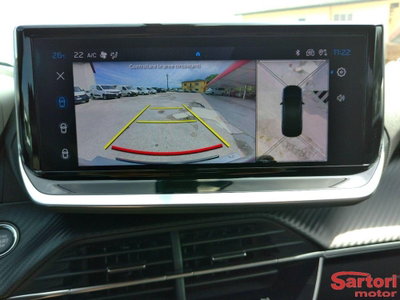 Peugeot 2008 PureTech 100 S&S Allure (8)