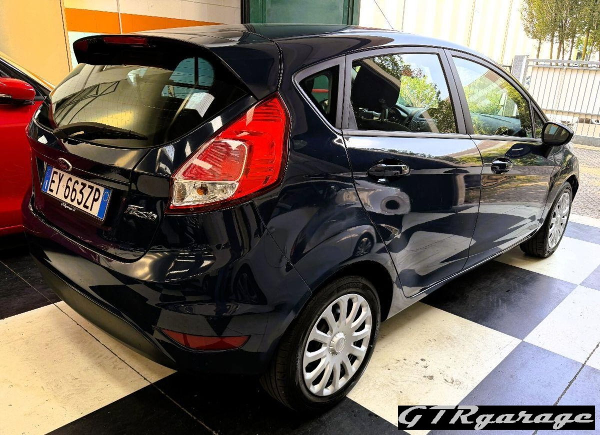 Ford Fiesta Plus 1.5 TDCi 75CV 5 porte (6)