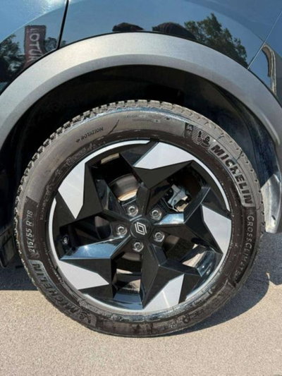 Renault Captur 1.0 tce Techno 90cv (14)