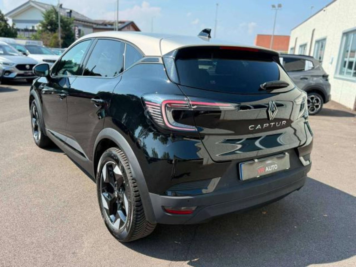 Renault Captur 1.0 tce Techno 90cv (4)