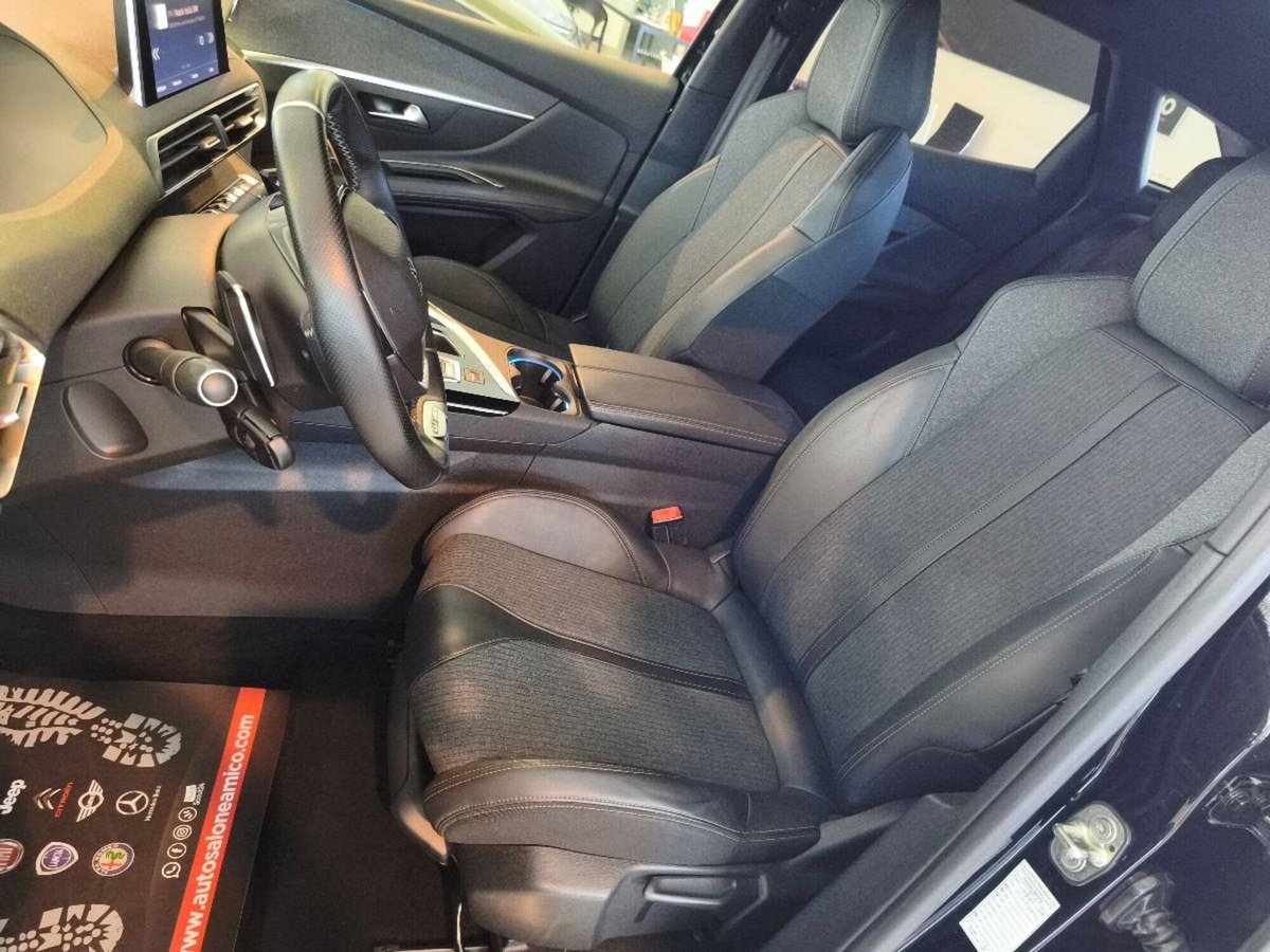 Peugeot 3008 BlueHDi 120 S&S EAT6 GT Line (11)