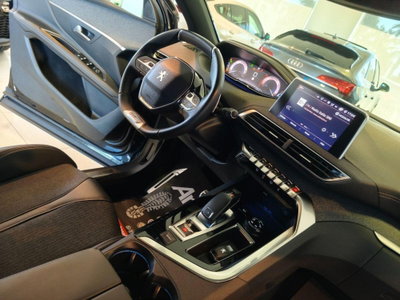 Peugeot 3008 BlueHDi 120 S&S EAT6 GT Line (14)