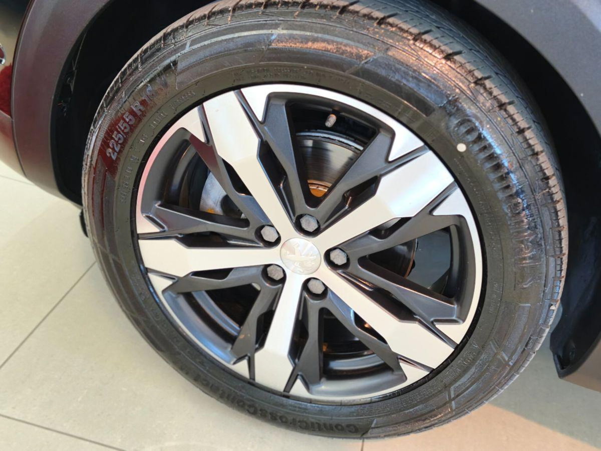 Peugeot 3008 BlueHDi 120 S&S EAT6 GT Line (9)
