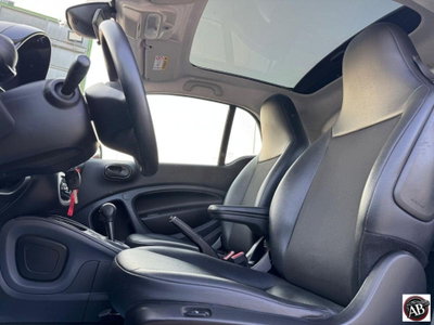 smart Fortwo 70 1.0 twinamic Youngster (11)