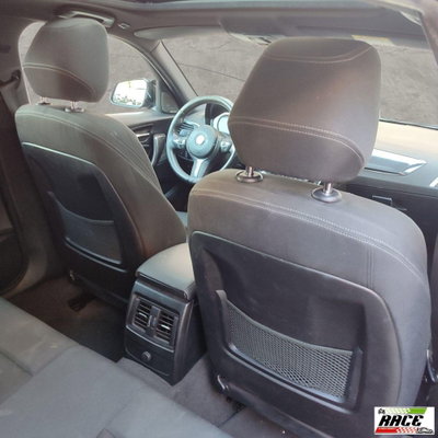 BMW Serie 1 120d xDrive 5p. Sport (19)