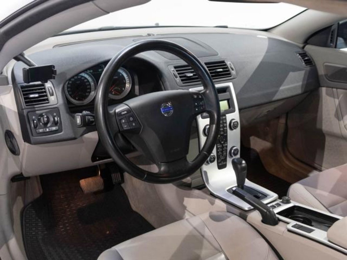 Volvo C70 D3 Geartronic Summum (5)