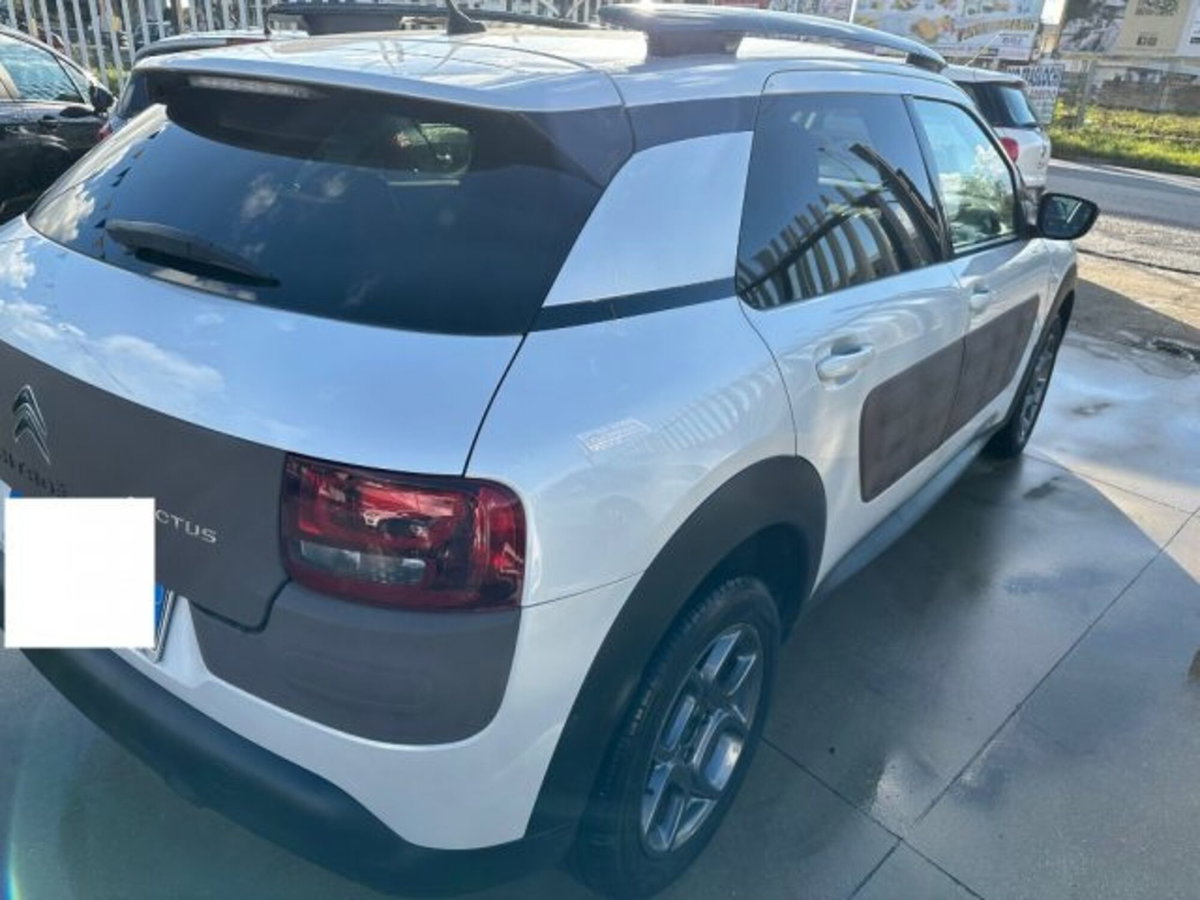 Citroen C4 Cactus BlueHDi 100 W (7)
