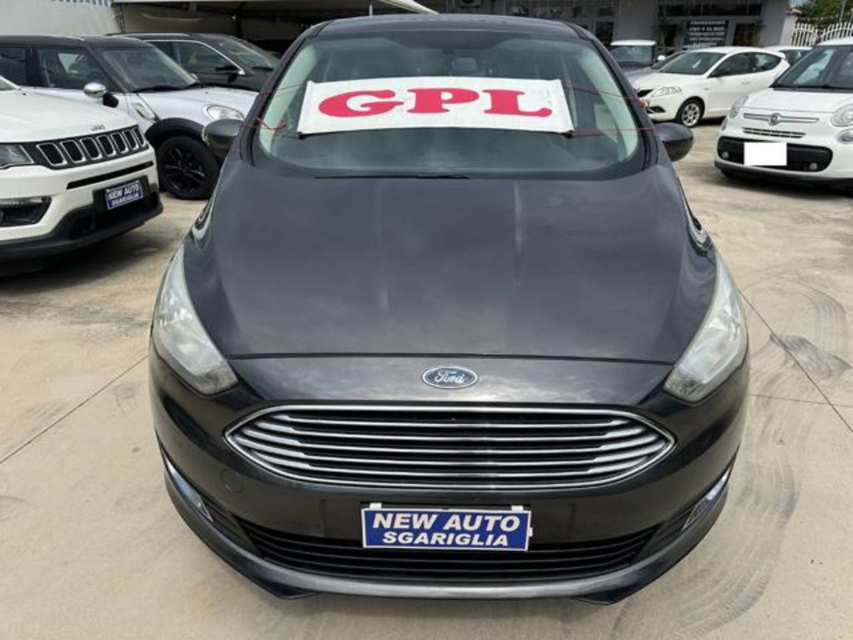 Ford C-Max 1.6 120CV GPL Titanium (2)