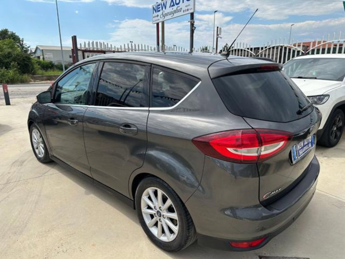 Ford C-Max 1.6 120CV GPL Titanium (4)