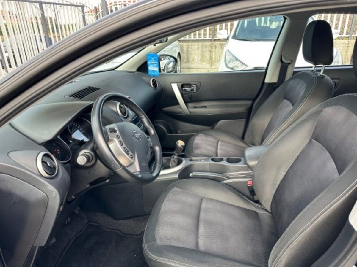 Nissan Qashqai 1.5 dCi DPF Tekna (13)