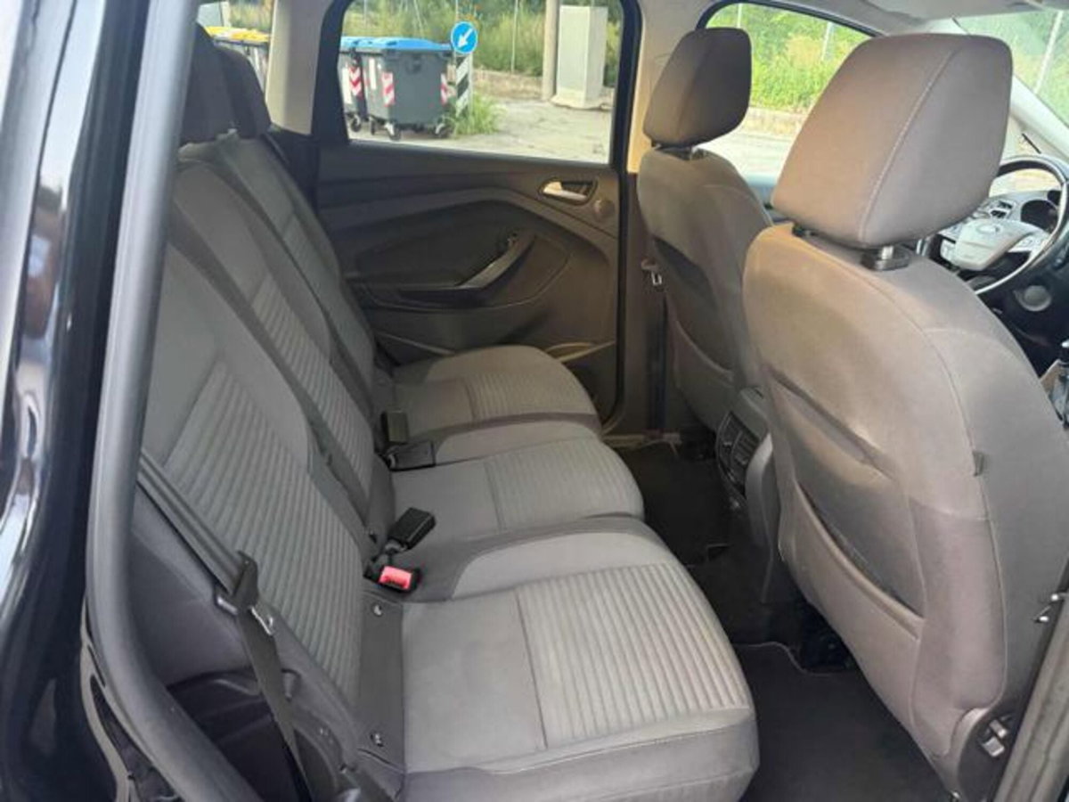 Ford C-Max 1.6 120CV GPL Titanium (13)