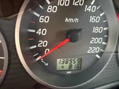 Nissan X-Trail 2.2 TD Di Adventure (2)