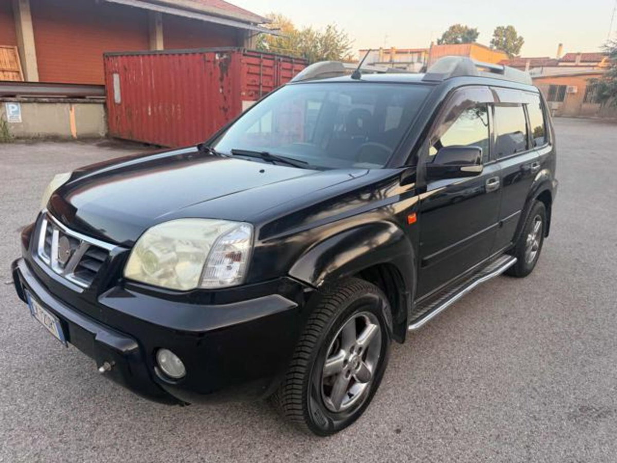 Nissan X-Trail 2.2 TD Di Adventure (7)