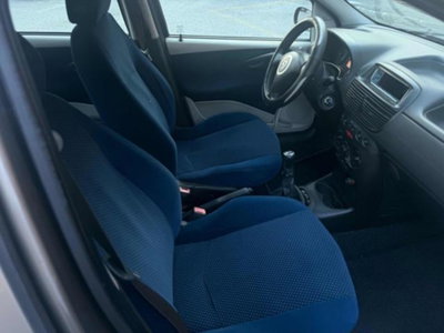 Fiat Punto 1.3 Multijet 16V 5 porte Dynamic (4)