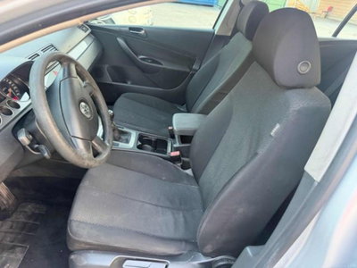 Volkswagen Passat 1.9 TDI/105CV DPF BlueMotion (16)