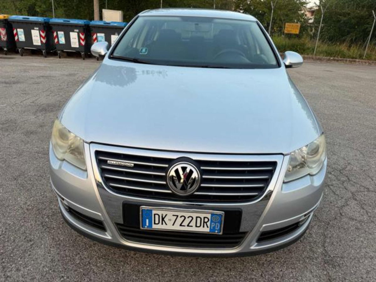 Volkswagen Passat 1.9 TDI/105CV DPF BlueMotion (3)