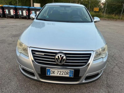 Volkswagen Passat 1.9 TDI/105CV DPF BlueMotion (3)