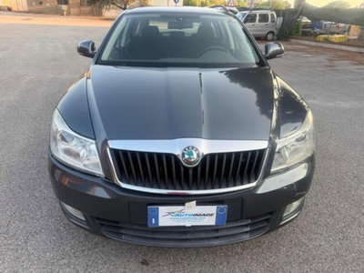 Skoda Octavia Station Wagon 1.6 Wagon Ambition GPLine (2)