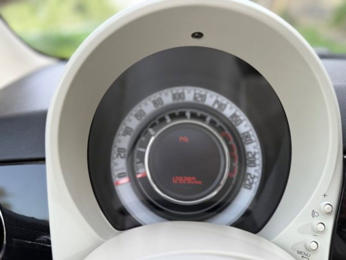 Fiat 500 1.0 Hybrid Dolcevita (15)
