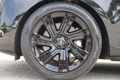 Land Rover Range Rover 3.0 I6 HSE LWB (5)