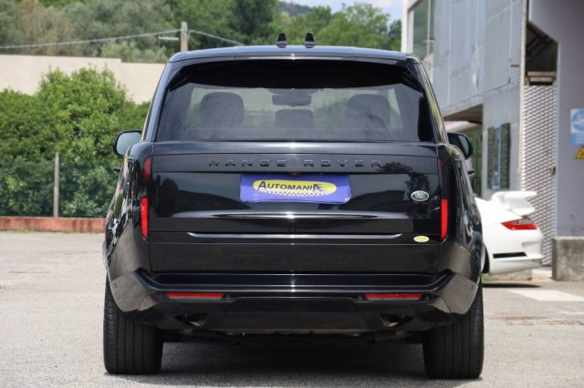 Land Rover Range Rover 3.0 I6 HSE LWB (8)
