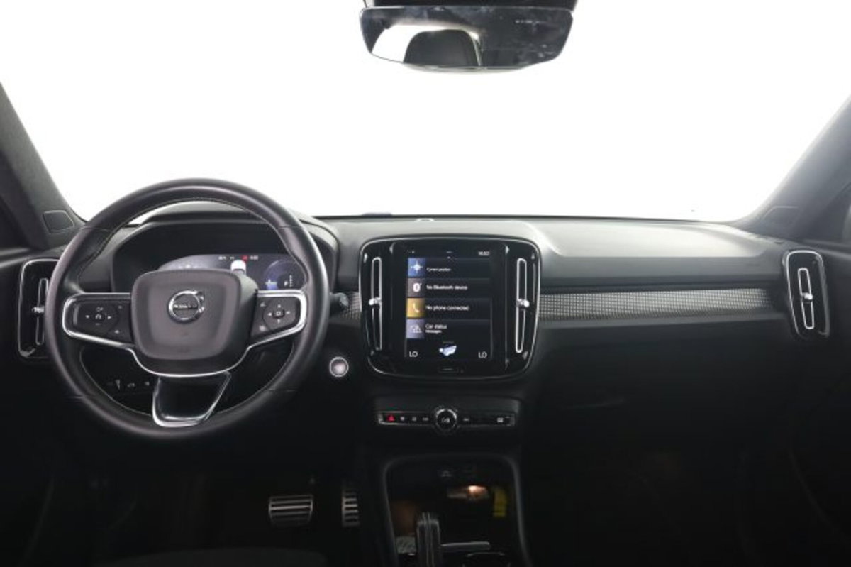 Volvo XC40 T4 Recharge Plug-in Hybrid R-design (4)