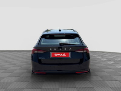 Skoda Octavia Station Wagon 2.0 tdi Executive 150cv dsg (4)