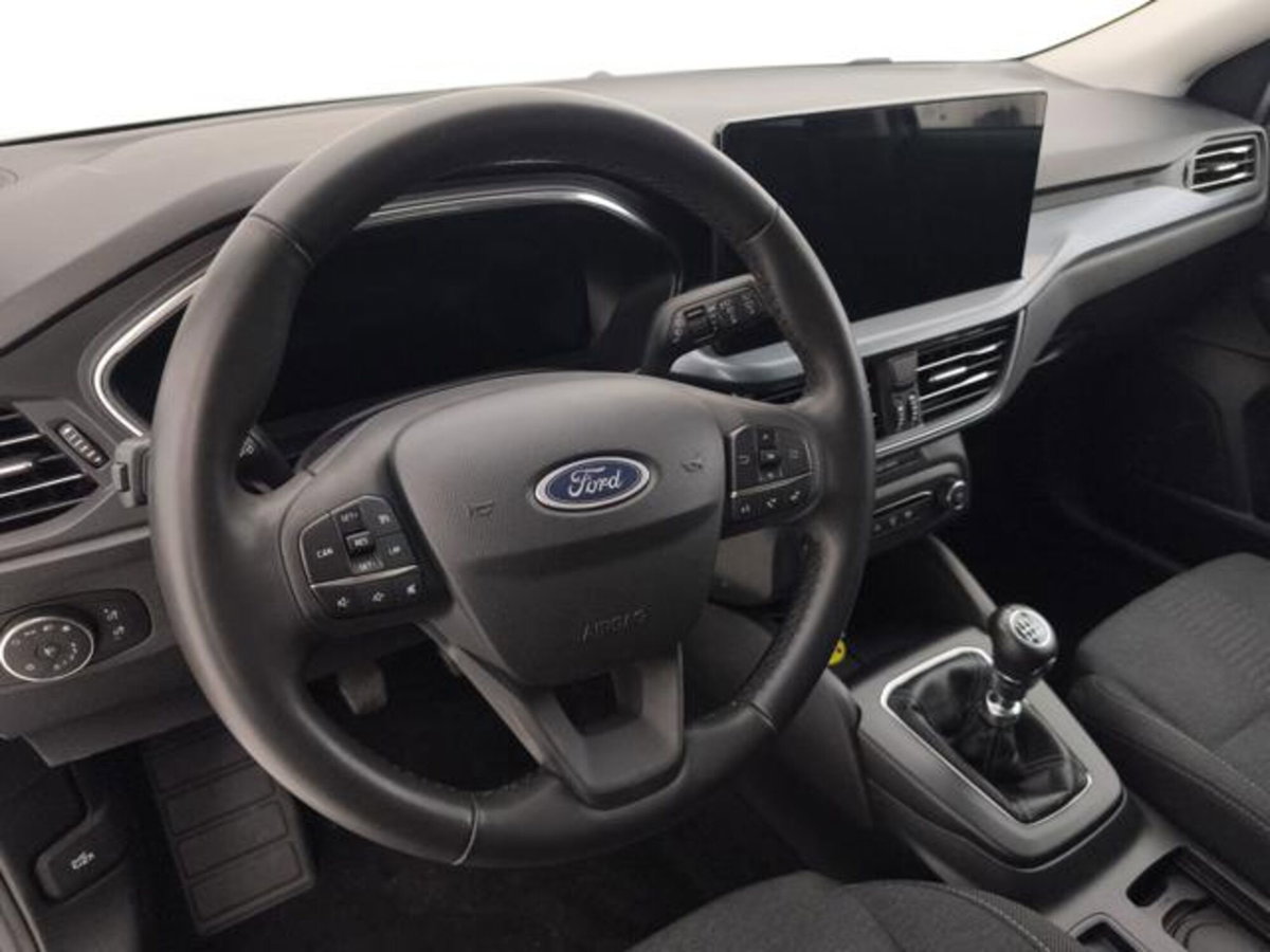 Ford Focus 1.0t ecoboost h 125cv (10)