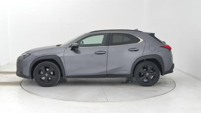 Lexus UX Hybrid Midnight Edition (2)