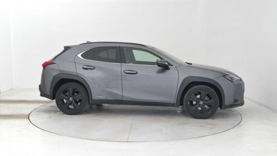 Lexus UX Hybrid Midnight Edition (6)