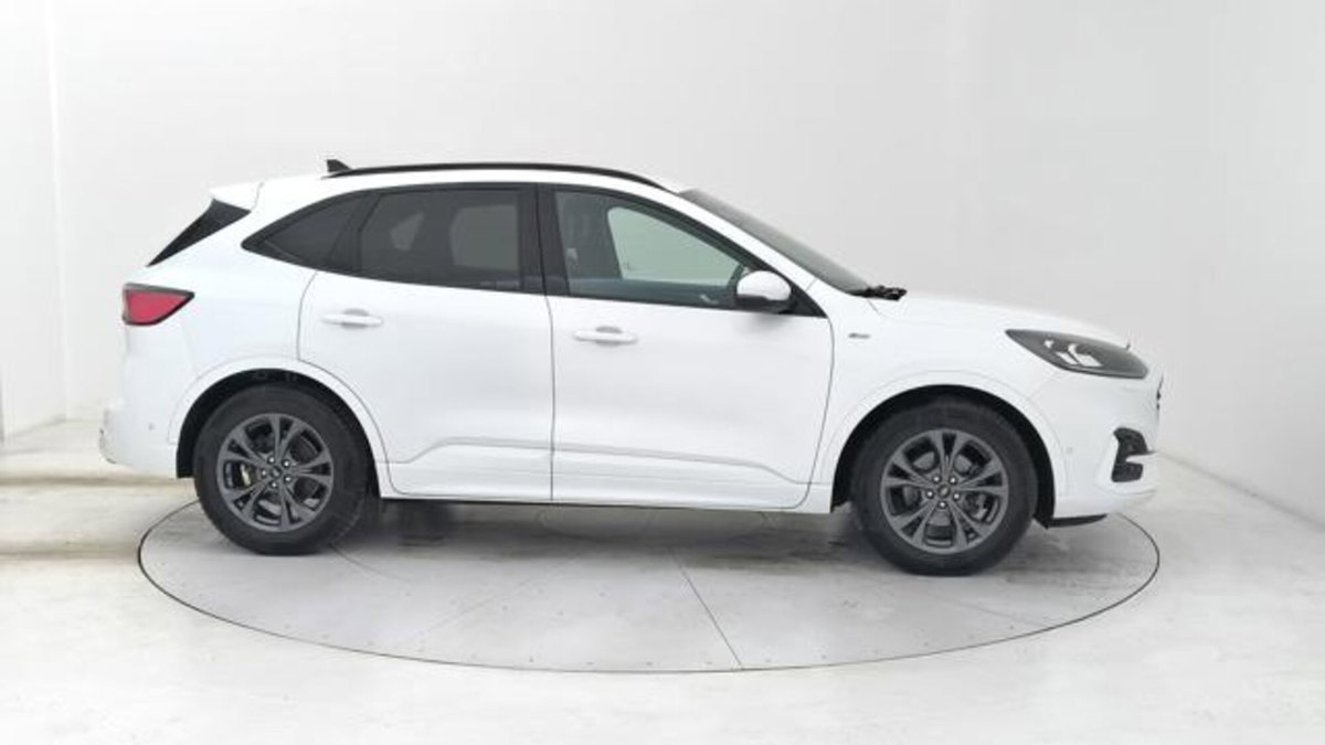 Ford Kuga 1.5 EcoBlue 120 CV aut. 2WD ST-Line X Design (6)