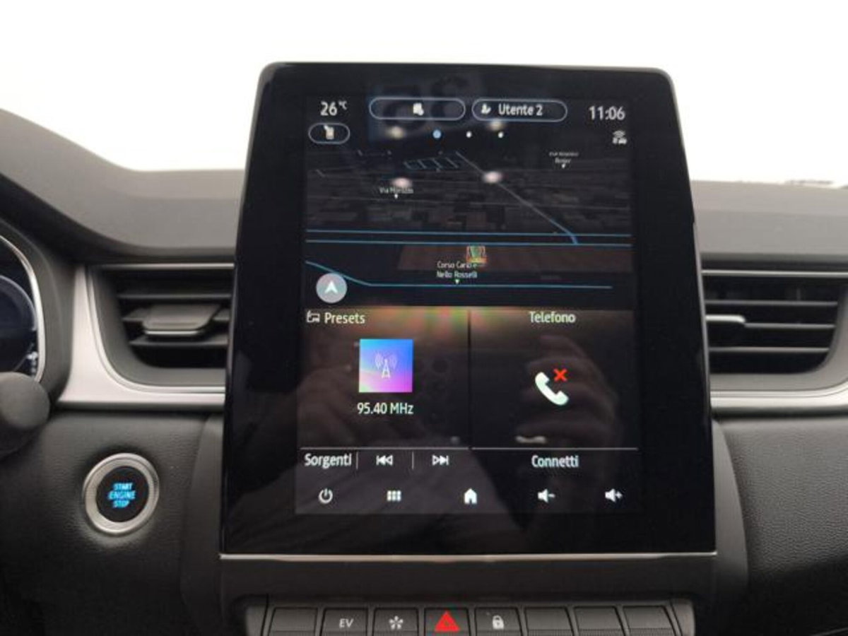 Renault Captur Full Hybrid E-Tech 145 CV Techno Fast Track (16)
