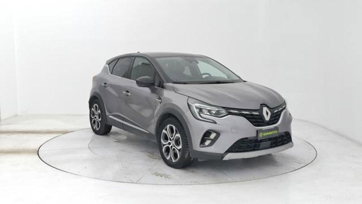 Renault Captur Full Hybrid E-Tech 145 CV Techno Fast Track (7)