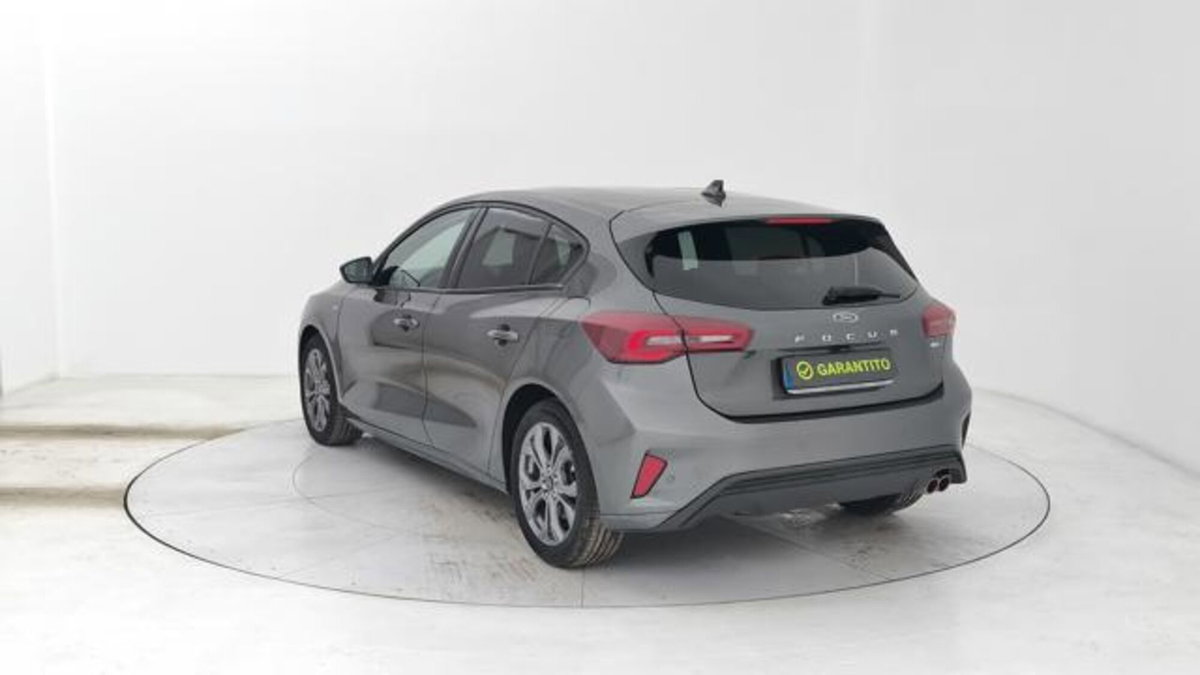 Ford Focus 1.0t ecoboost h ST-Line X 125cv (3)